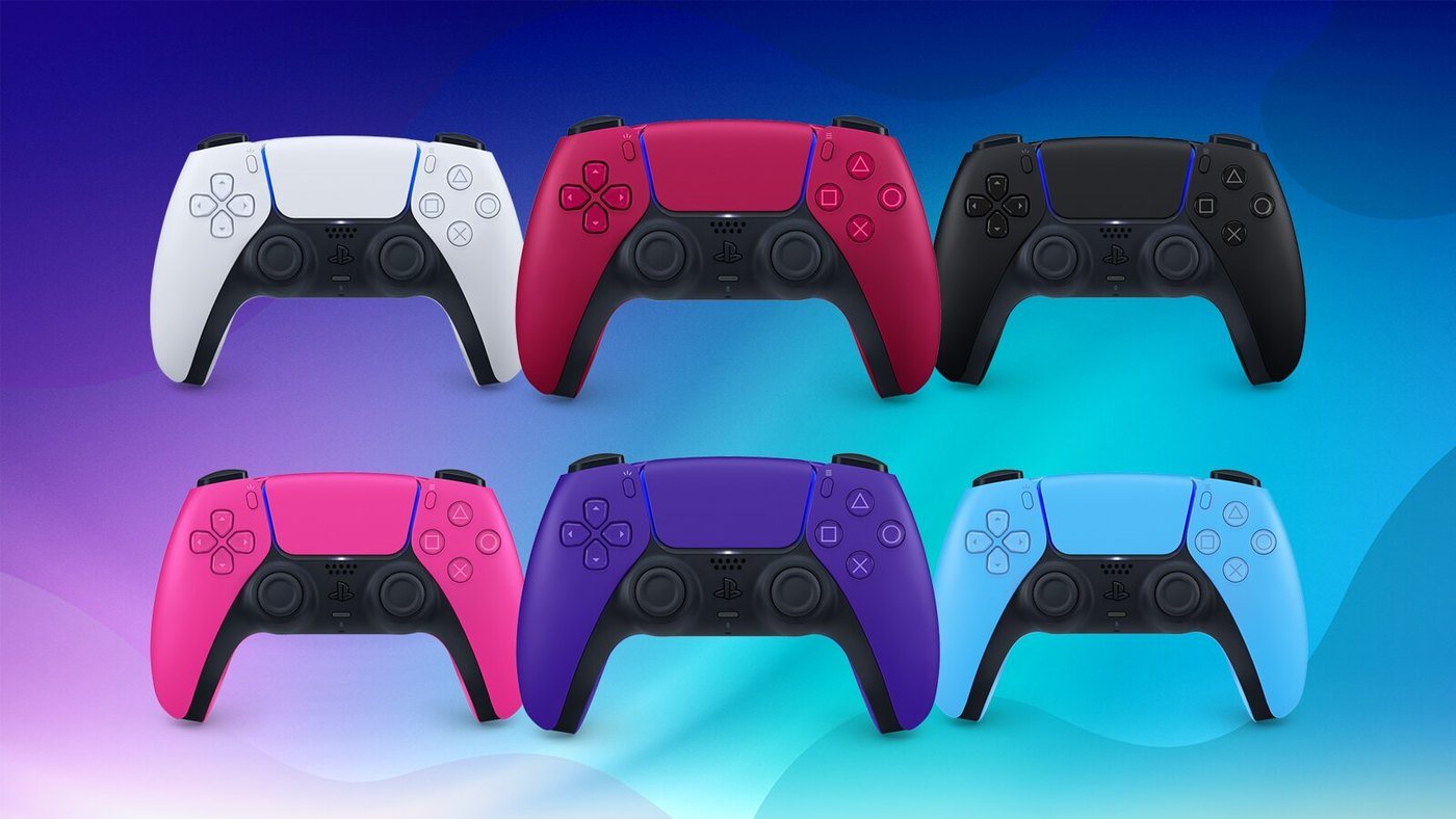 Days of Play PS5 controllers