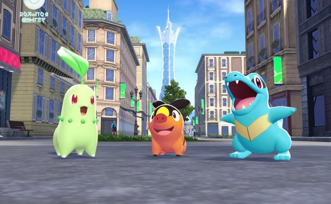 Image of 3 pokemon in the new game. Left to right: Chikorita, Tepig, or Totodile